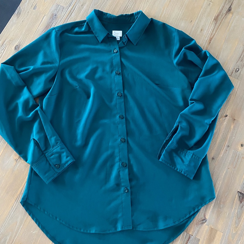 a new day, jade green button down, blouse, L